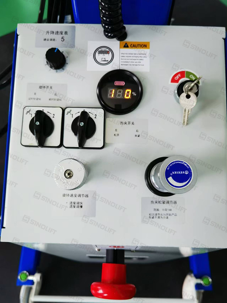 240726 V非标单立柱抱夹翻转升高车出货图 (4).jpg