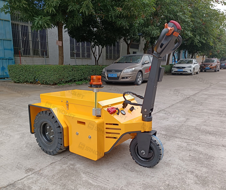 ML-1000L(1200L)步驾式电动牵引车定制加装灯-反光板-软警示灯杆 (2).jpg